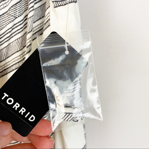 NWT Torrid Off the Shoulder Festival Top Balletcore - Picture 6 of 7